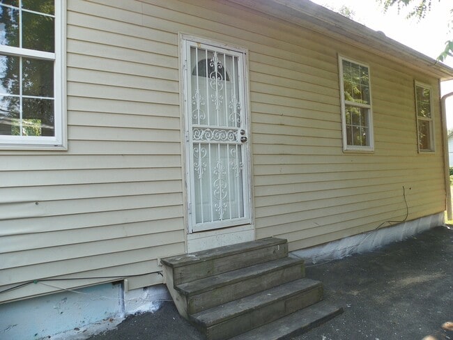 4806 52nd Ave in Hyattsville, MD - Foto de edificio - Building Photo