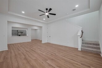 8420 Compton St in Houston, TX - Building Photo - Building Photo