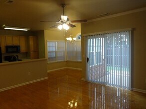 402 Cliffview Ct in Greer, SC - Building Photo - Building Photo