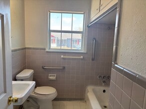 1053 Chamberlain St in Corpus Christi, TX - Building Photo - Building Photo