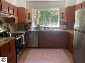 4515 Greilick Rd in Traverse City, MI - Building Photo - Building Photo