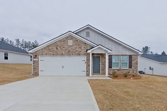 292 Laurel Springs Dr in Macon, GA - Building Photo