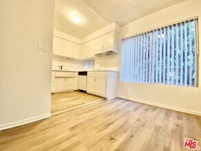 1134 N Clark St in West Hollywood, CA - Building Photo - Building Photo