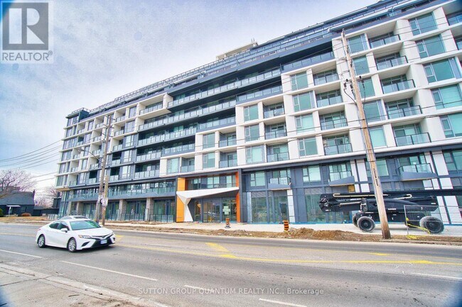 556-556 Marlee Ave in Toronto, ON - Building Photo - Building Photo