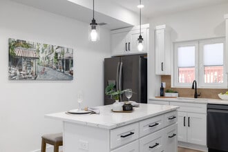 103-105 Munsell Ave in Linden, NJ - Building Photo - Interior Photo