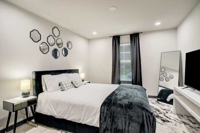 property at 3448 Elgin St