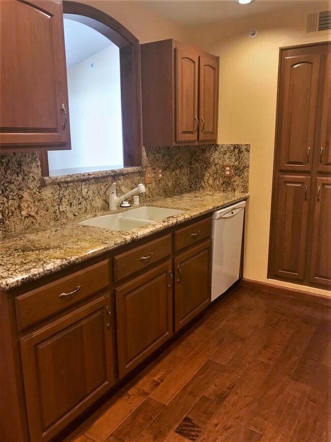6850 Sharlands Ave. in Reno, NV - Building Photo - Building Photo