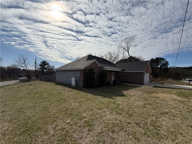 28 Kincardine Dr in Bella Vista, AR - Building Photo - Building Photo