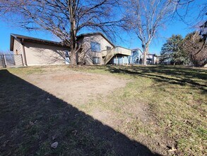 3300 Whalers Ln NW in Rochester, MN - Building Photo - Building Photo