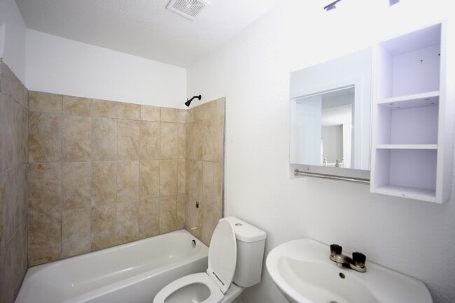 5819 Flax Bourton St in Humble, TX - Building Photo - Building Photo