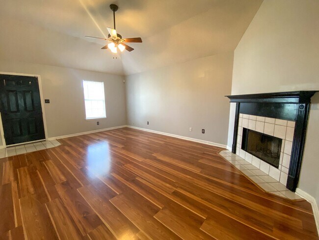 1605 Marie Rd in Cordova, TN - Building Photo - Building Photo