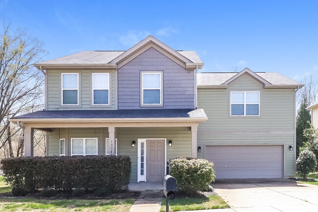 property at 13748 Cedar Pond Cir
