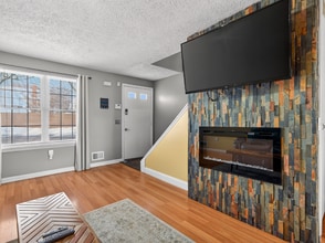 1082h Mt Hope Ave in Rochester, NY - Building Photo - Building Photo