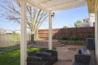 1000 Cameron Dr in Folsom, CA - Building Photo - Building Photo