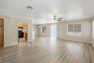 31567 N Cactus Dr in San Tan Valley, AZ - Building Photo - Building Photo