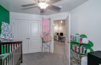 350 W Old Hwy 91 in Ivins, UT - Foto de edificio - Building Photo