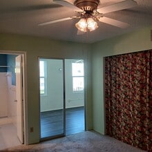 2467 Finlandia Ln, Unit 57 in Clearwater, FL - Building Photo - Building Photo