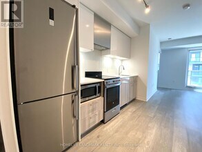 251-1251 Jarvis St in Toronto, ON - Building Photo - Building Photo