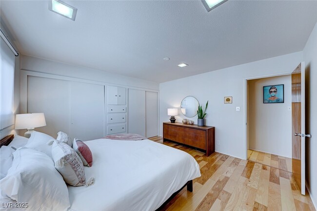 property at 1245 S 15th St