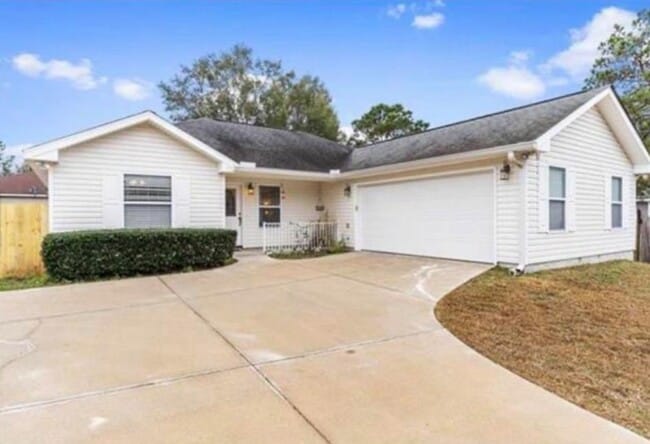 property at 15 Loblolly Cir