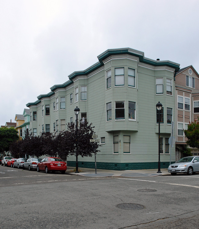 408-418 Hugo St in San Francisco, CA - Building Photo - Building Photo