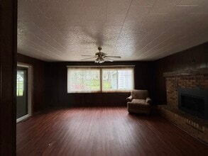 103 Booth Dr in Albion, MI - Building Photo - Building Photo