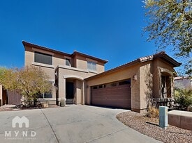 2534 W Old Paint Trail in Phoenix, AZ - Building Photo