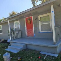 1403 E 4th Ave in Corsicana, TX - Building Photo