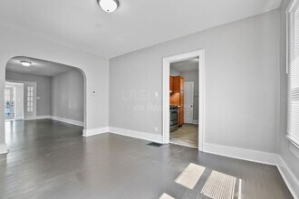 4116 Larkwood Ave in Louisville, KY - Building Photo - Building Photo