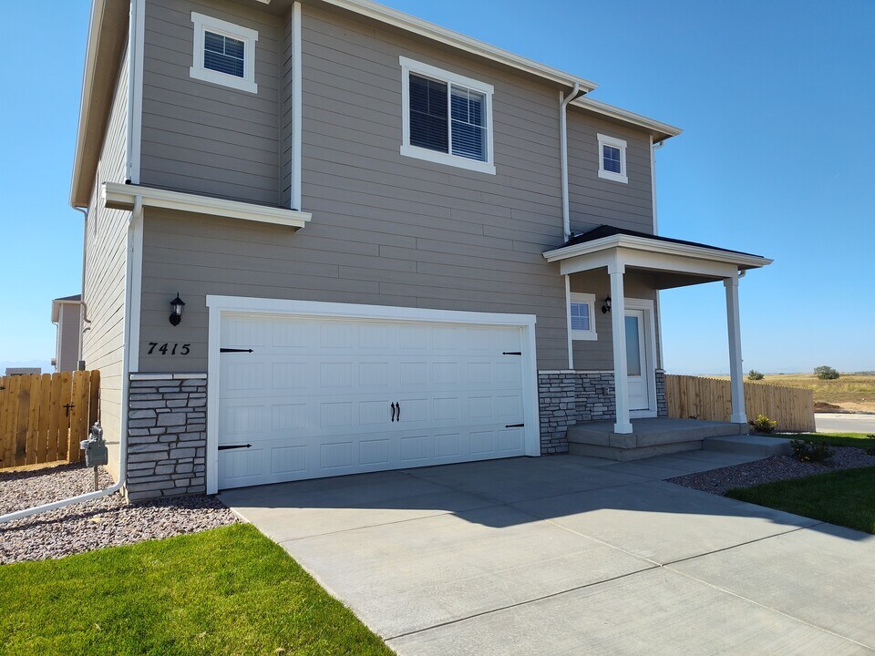 7415 Dolores Ave in Frederick, CO - Building Photo