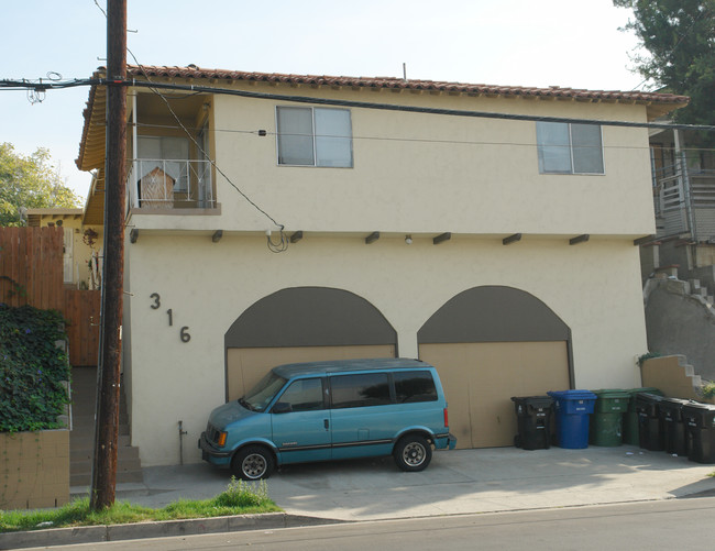 316 N Bonnie Brae St in Los Angeles, CA - Building Photo - Building Photo