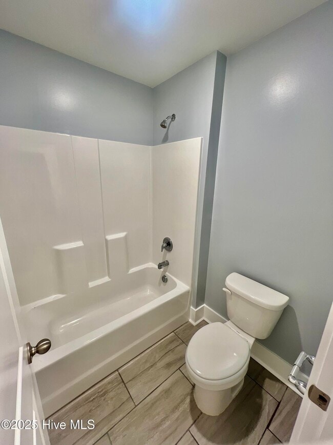 111 Ballantine Grv Ln in Newport, NC - Building Photo - Building Photo