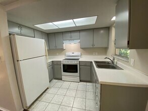 3579 Osage Ter in Sarasota, FL - Building Photo - Building Photo