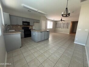 3942 E Claxton Ave in Gilbert, AZ - Building Photo - Building Photo