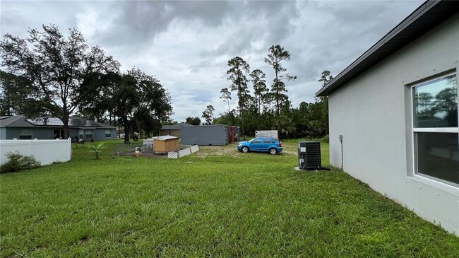 2990 Fiske Rd SE in Palm Bay, FL - Foto de edificio - Building Photo