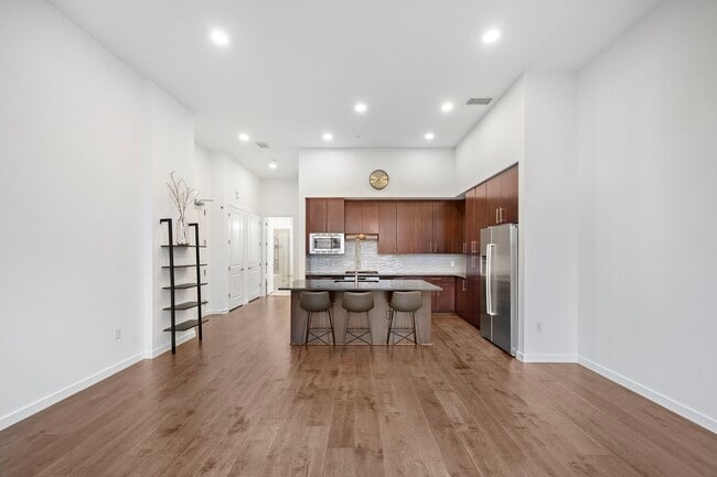 property at 4820 Caroline St