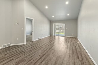 837 United Dr in Horace, ND - Building Photo - Building Photo