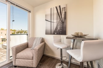 Bespoke Ballard Apartments in Seattle, WA - Foto de edificio - Building Photo