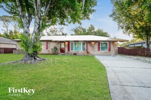 3017 Vista Palm Dr in Edgewater, FL - Building Photo