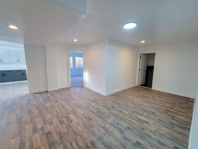 245 Willow St in Colorado City, AZ - Building Photo - Building Photo