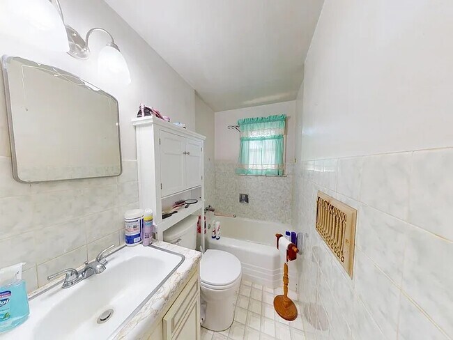 430 Ulstad Ave in Albert Lea, MN - Building Photo - Building Photo