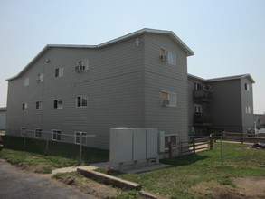 12 Plex in Gillette, WY - Building Photo - Building Photo