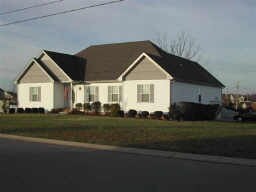2584 Emerald Ct in Clarksville, TN - Building Photo