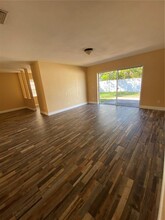 5039 Cypress Trace Dr in Tampa, FL - Building Photo - Building Photo