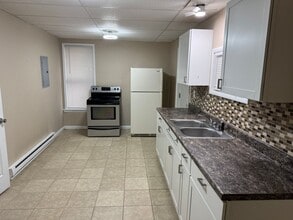 2102-2104 Messanie St in St. Joseph, MO - Building Photo - Building Photo