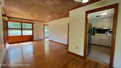 12 Duzine Rd in New Paltz, NY - Building Photo - Building Photo