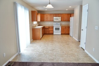 2243 Sierra Park Dr in Colorado Springs, CO - Building Photo - Building Photo