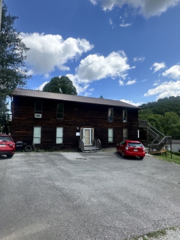 59 Bordeaux Ln in Hurricane, WV - Building Photo - Building Photo