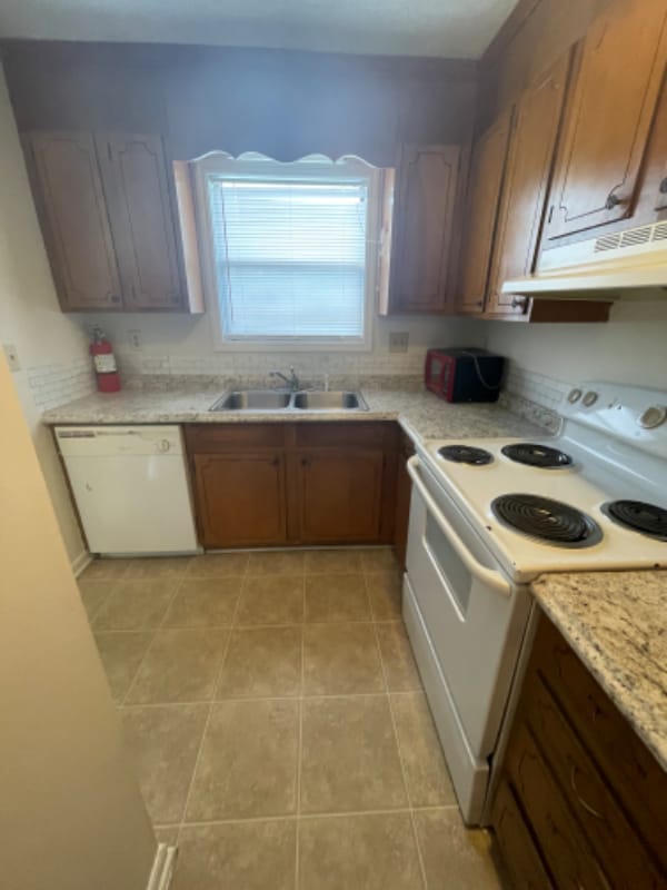 2000 Swaim Ridge Ln in Winston-Salem, NC - Building Photo - Building Photo