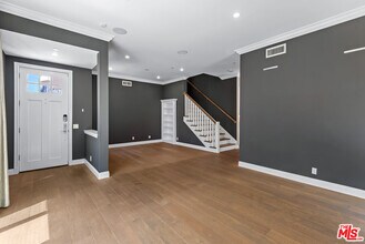 1510 S Carmelina Ave in Los Angeles, CA - Building Photo - Building Photo